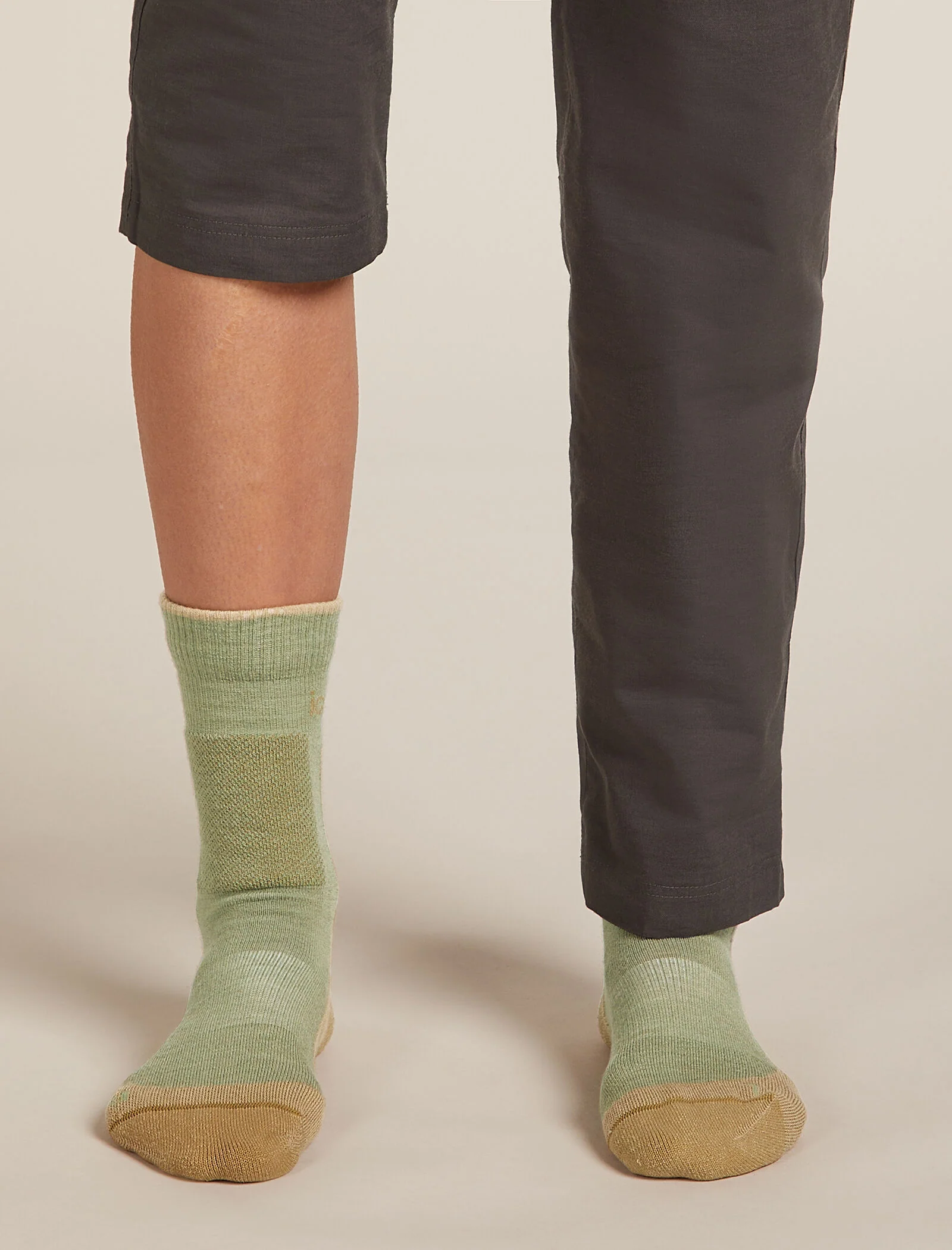 Women's Merino Hike+ Medium Crew Socks