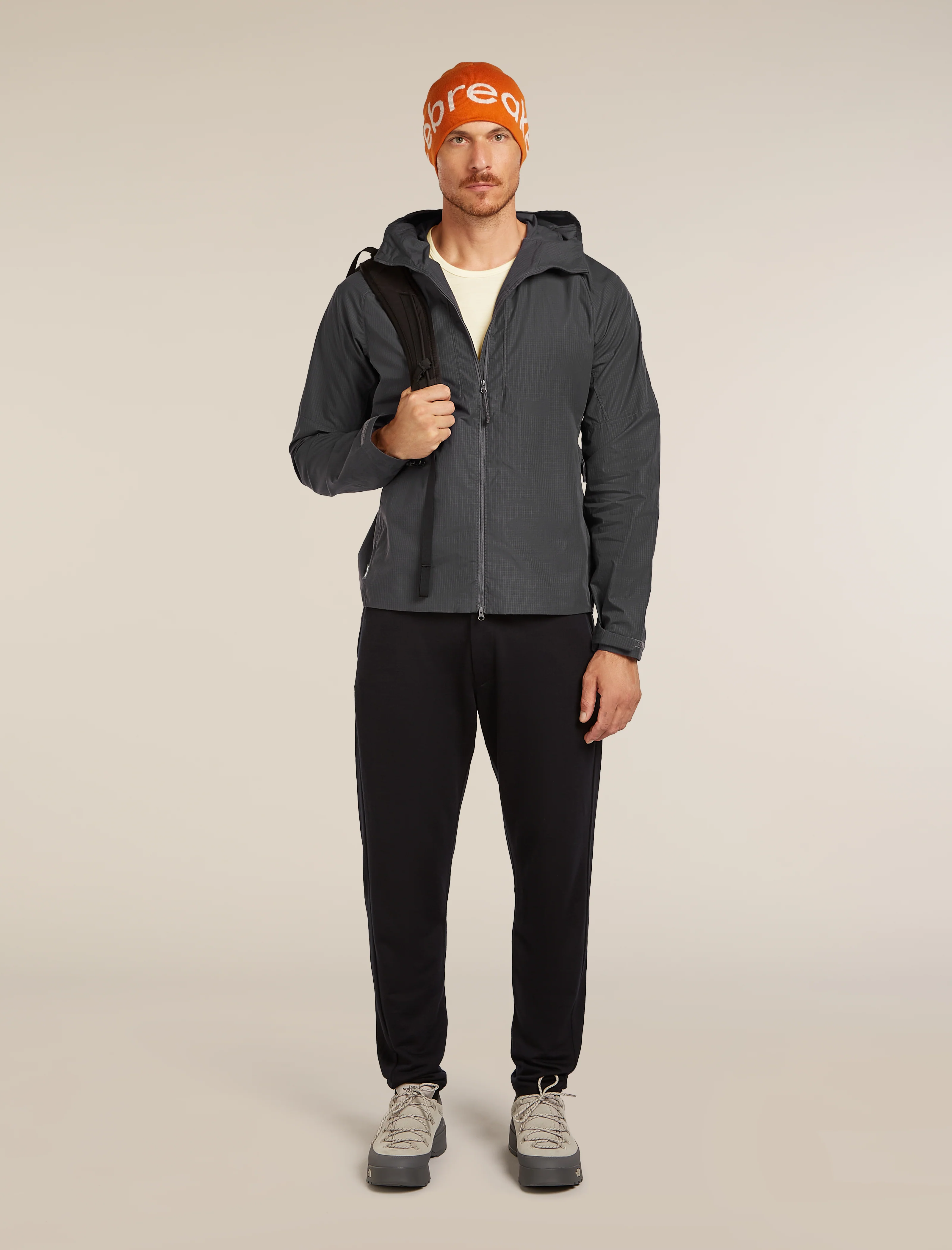 Men's Merino 200 Oasis Long Sleeve Crewe Thermal Top
